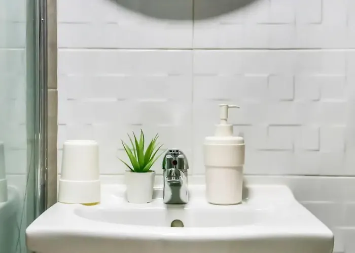 Home4u - Secret In Center Apartament