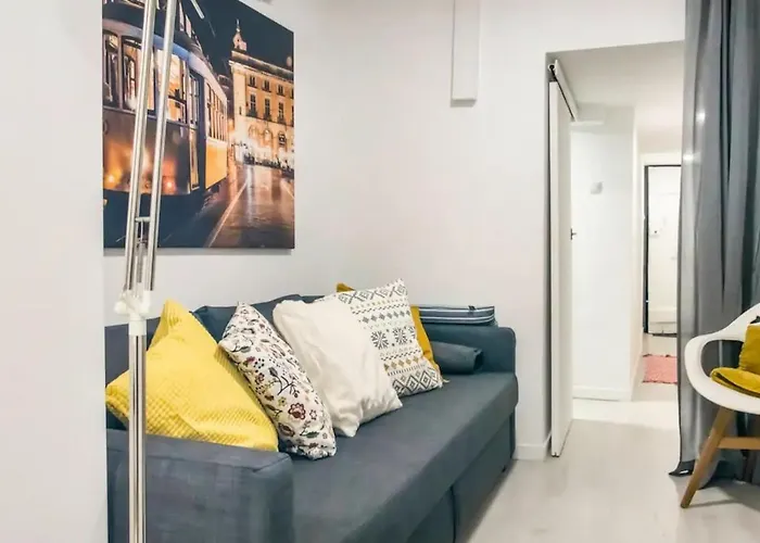 Home4u - Secret In Center *