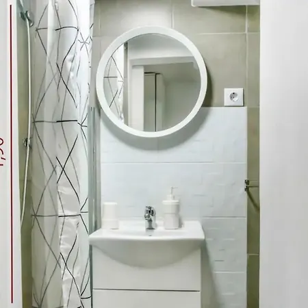 Home4u - Secret In Center Apartment *